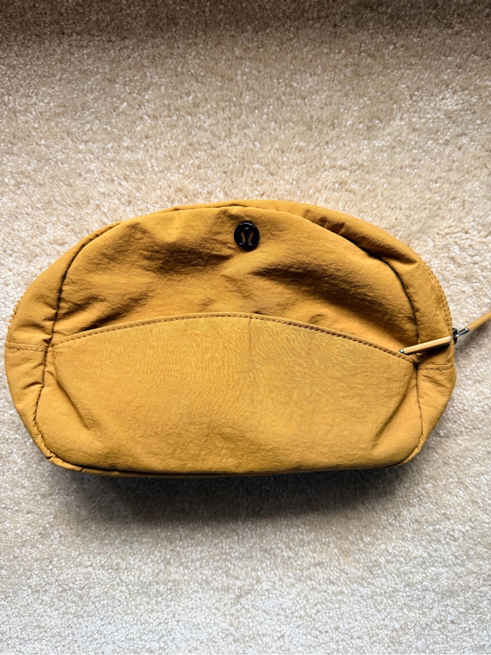 Lululemon pouch